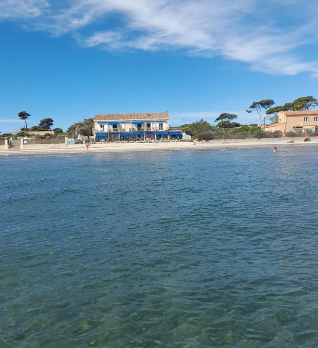 Le Surplage Ιέρ Εξωτερικό φωτογραφία