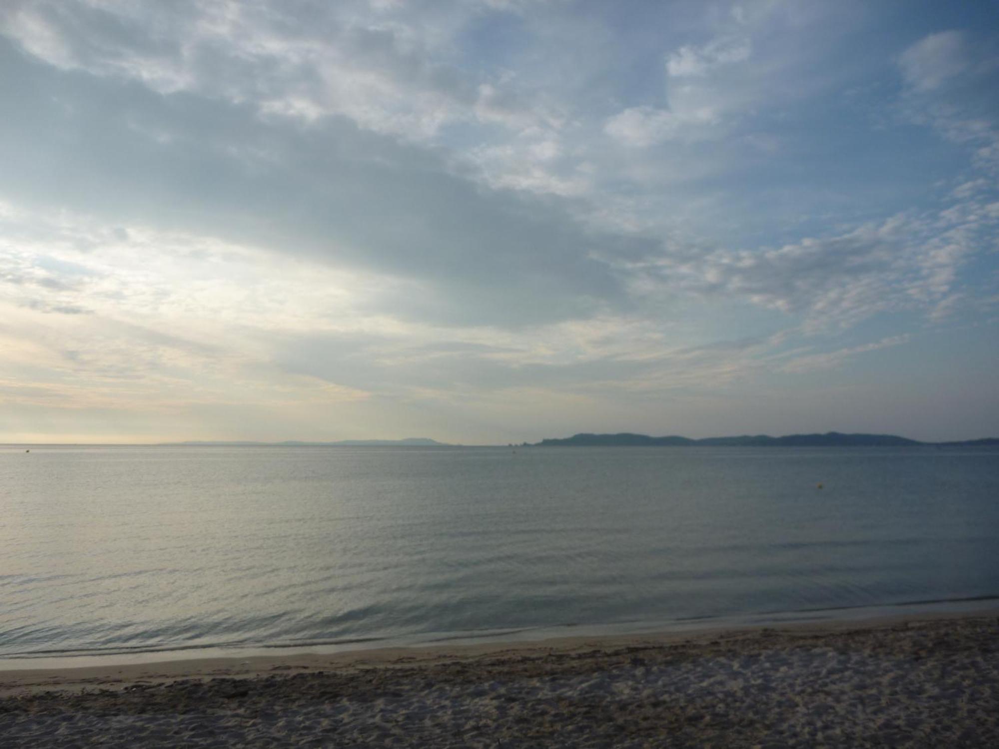 Le Surplage Ιέρ Εξωτερικό φωτογραφία